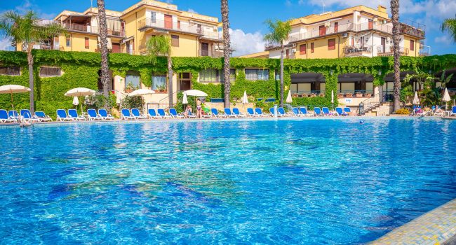 Hotel Caesar Palace - Main pool